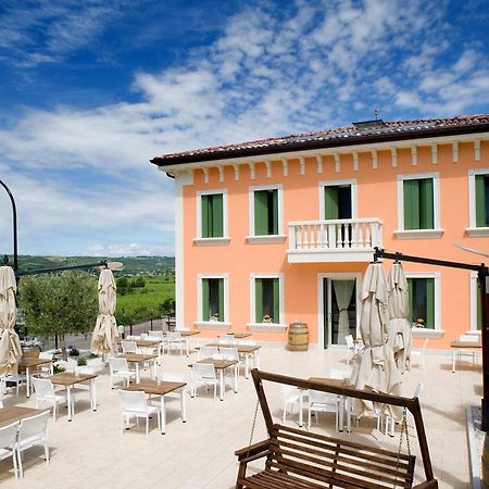 Locanda Ai Capitelli Snc Di Fiumicetti Andrea Bed & Breakfast Soave  Exterior photo